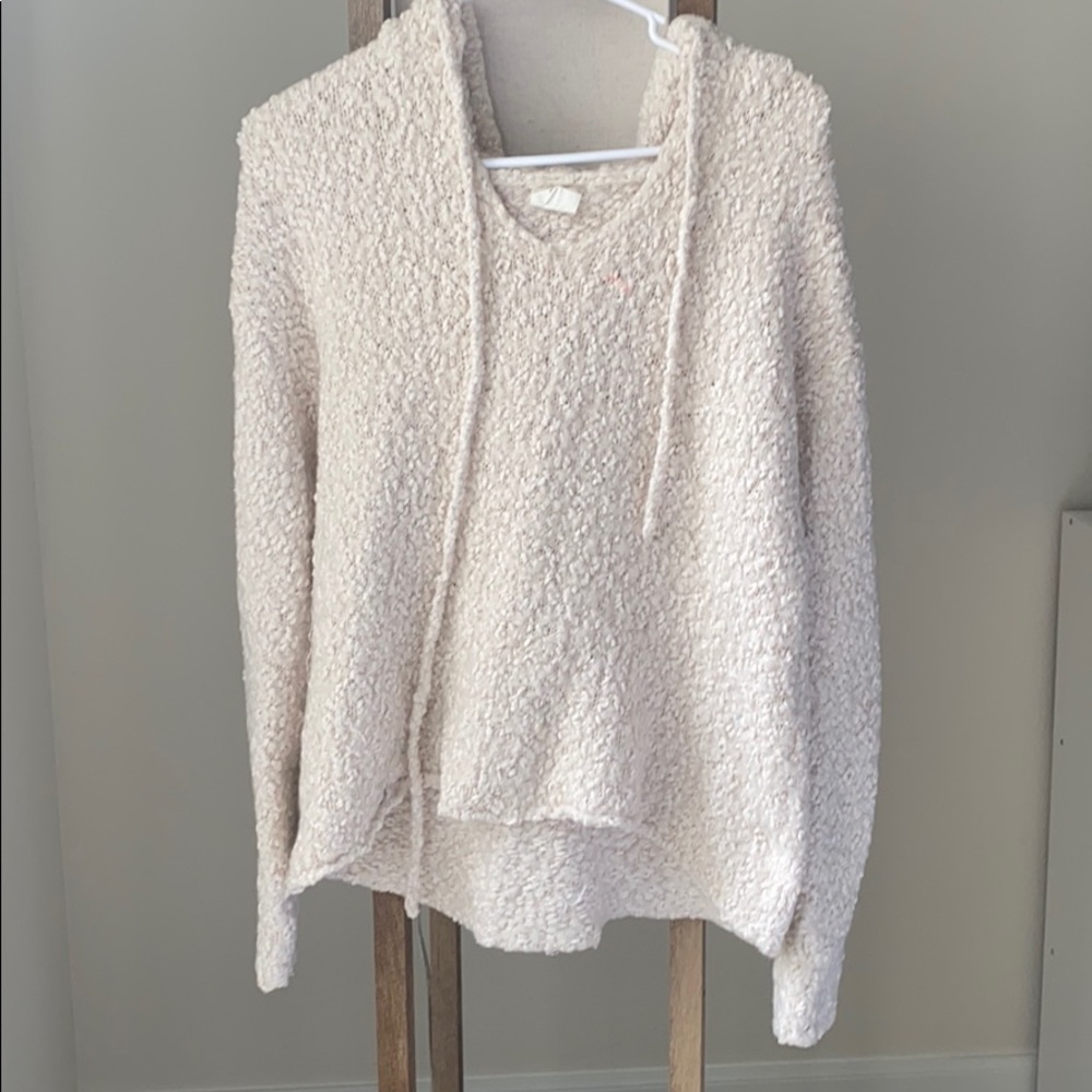 Hooded sweater